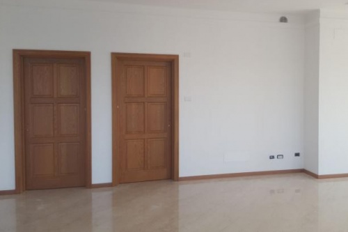 Porte in fase di finitura